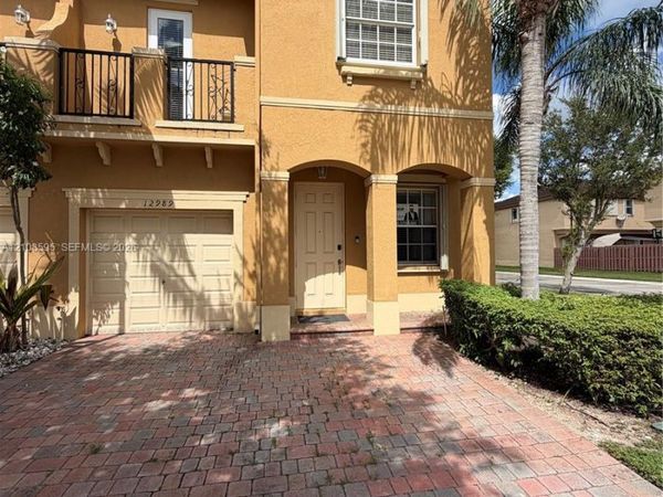 12989 SW 135th Ter, Miami, FL 33186