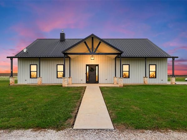 231 HCR 2312, Abbott, TX 76621