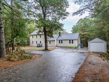 9 Russell Holmes Way, Carver, MA 02330