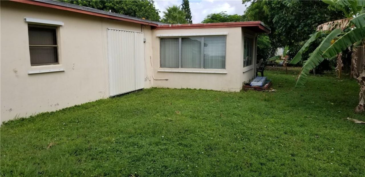 2448 NE 13th Avenue, Pompano Beach, FL 33064 Photo