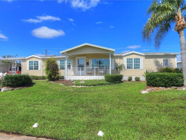 7658 Niantic Avenue, Unit V4, Micco, FL 32976