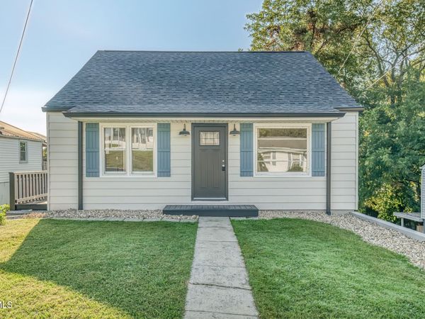 427 Peachtree Street, Johnson City, TN 37604