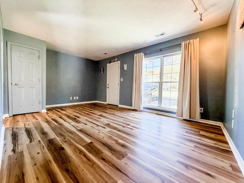 13428 Hawthorne Road NE, Thornville, OH 43076 Photo 6