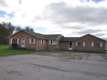 13683 & 13677 Main Road , Akron, NY 14001