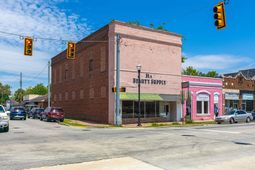 1 E Main St.  photo 4