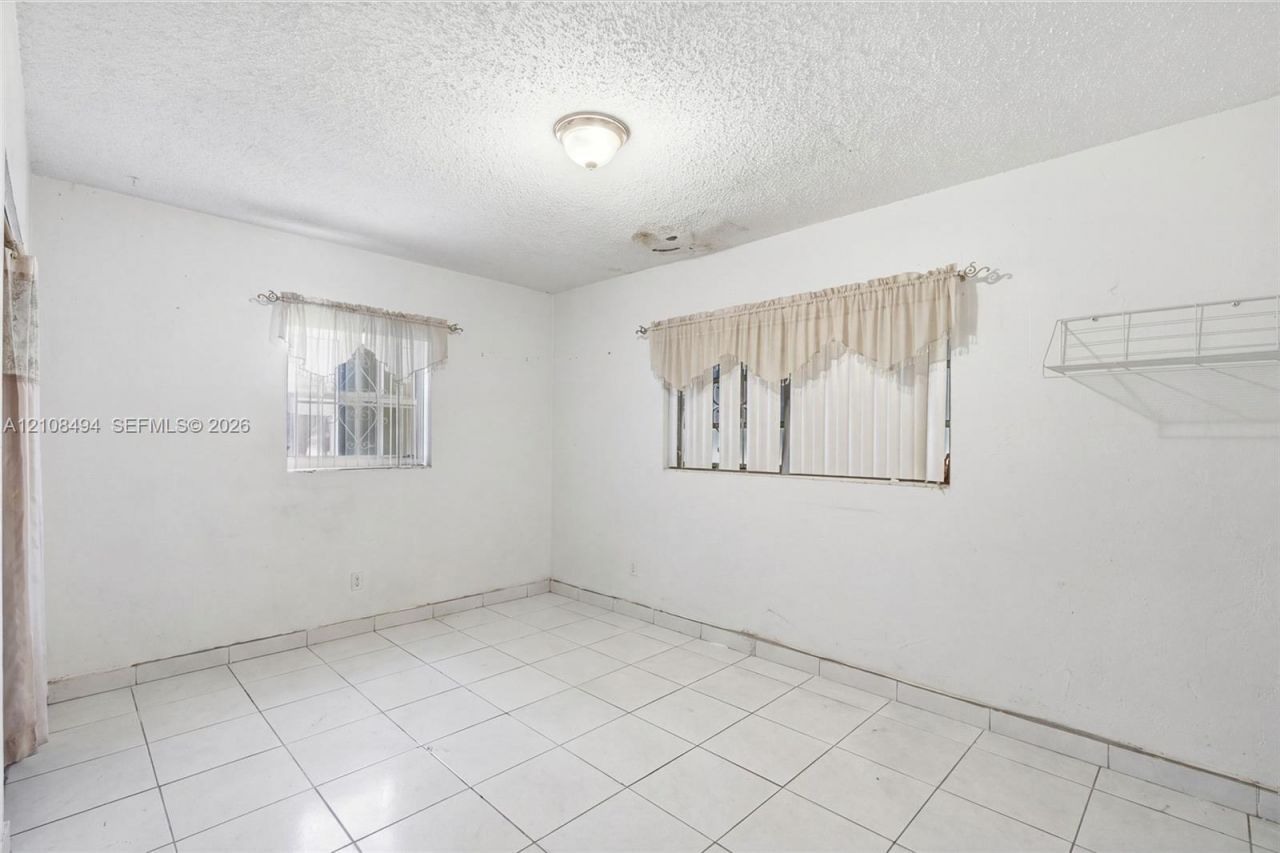 6940 NW 28th Ave , Miami, FL 33147 Photo