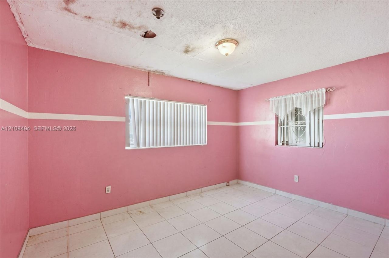 6940 NW 28th Ave , Miami, FL 33147 Photo
