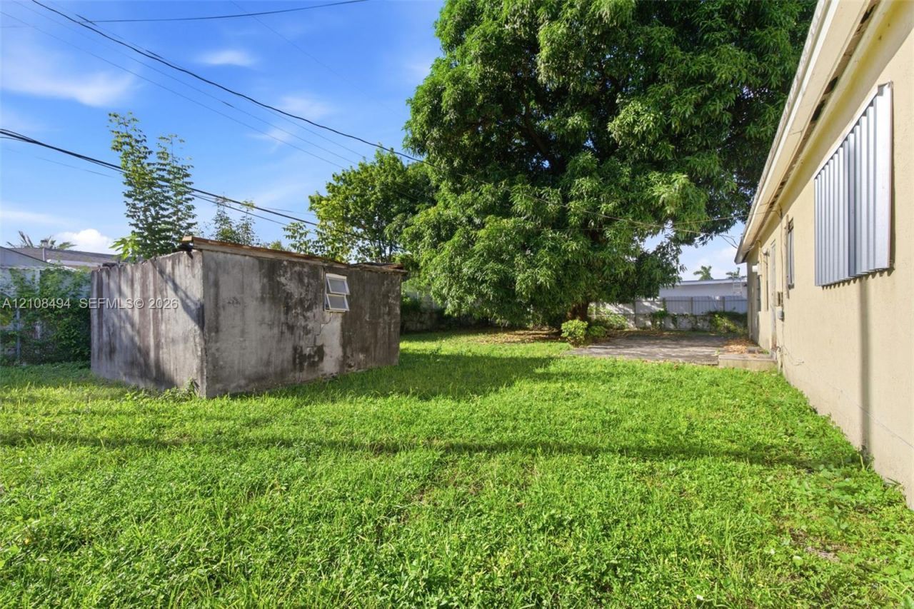 6940 NW 28th Ave , Miami, FL 33147 Photo
