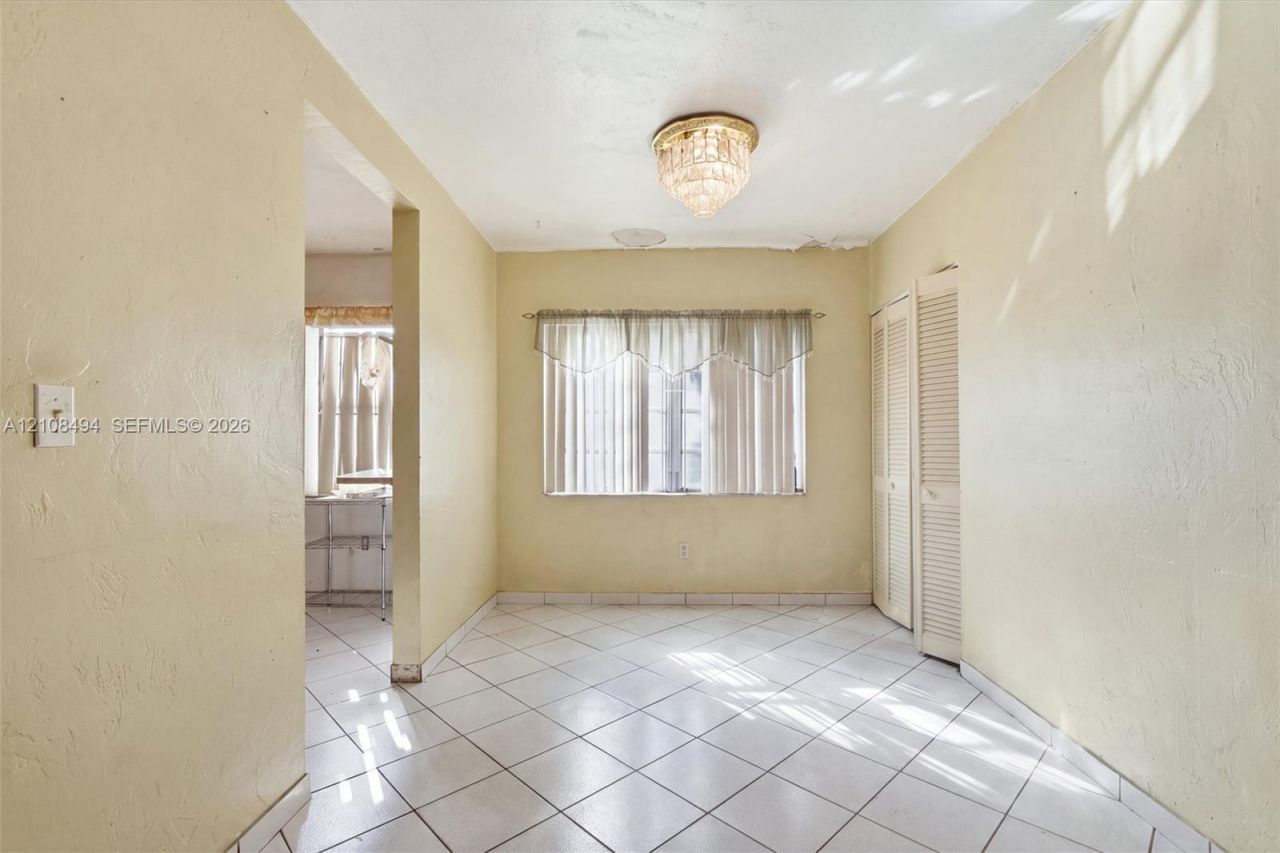 6940 NW 28th Ave , Miami, FL 33147 Photo
