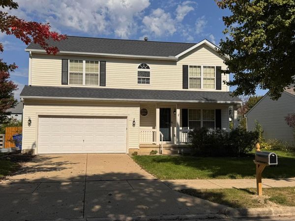 237 Lofton Circle , Delaware, OH 43015