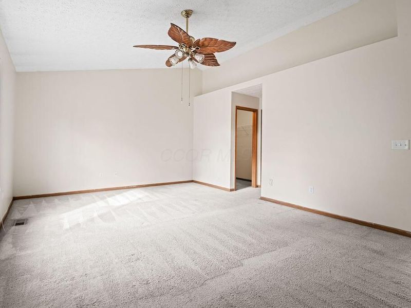 237 Lofton Circle, Delaware, OH 43015 Photo 10