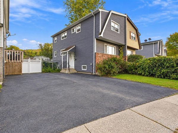 26 Temple Lane, Suffern, NY 10901
