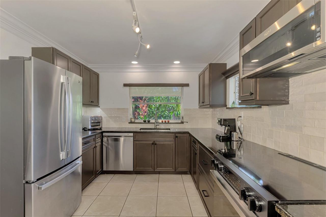 211 46th Street W, Bradenton, FL 34209 Photo