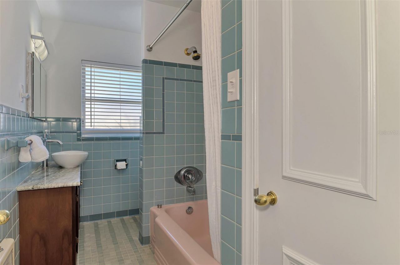 211 46th Street W, Bradenton, FL 34209 Photo