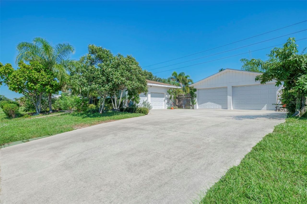 211 46th Street W, Bradenton, FL 34209 Photo