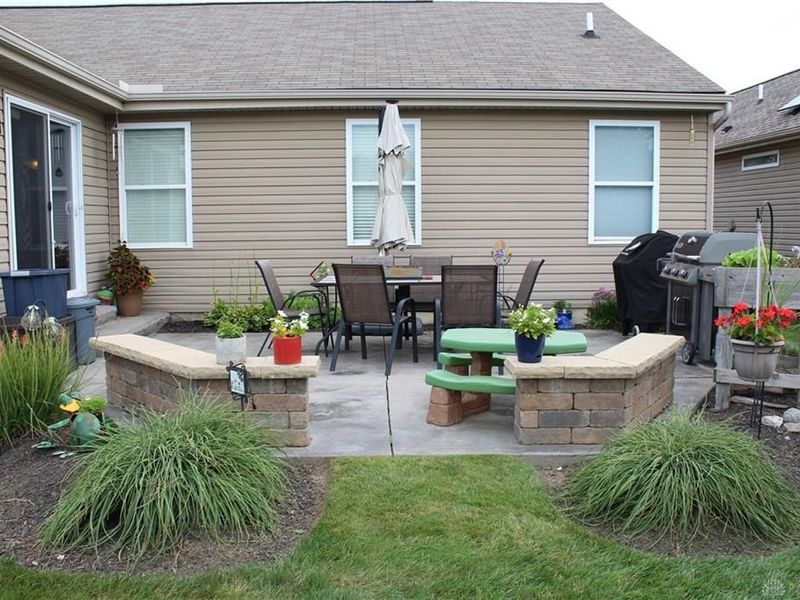 4251 Bergamot Drive, Tipp City, OH 45371 Photo 4