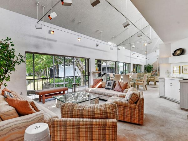 6800 Willow Wood Drive, Unit 906, Boca Raton, FL 33434