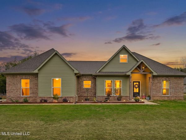 141 Deerfield Trace, Coldwater, MS 38618