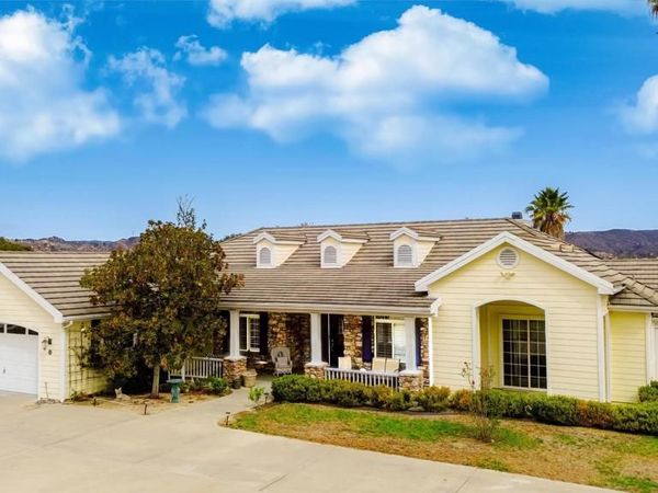 991 River Oaks , Fallbrook, CA 92028