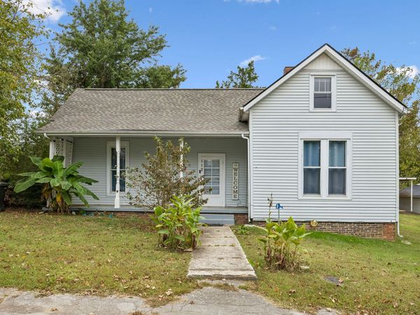 112 Morrison St , Centerville, TN 37033