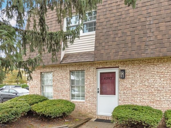 4297 Bennington Boulevard, Unit 2A, Brunswick, OH 44212