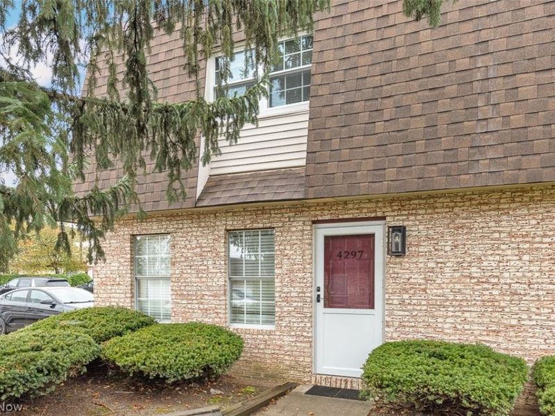 4297 Bennington Boulevard, Unit 2A, Brunswick, OH 44212 Photo 1