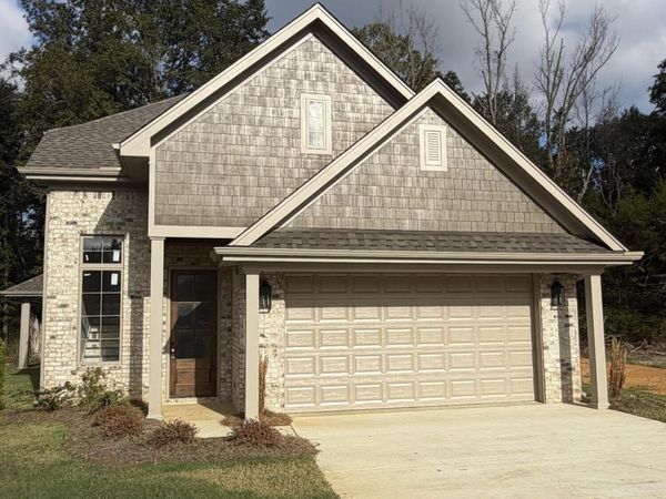 113 Clermont, Tupelo, MS 38801