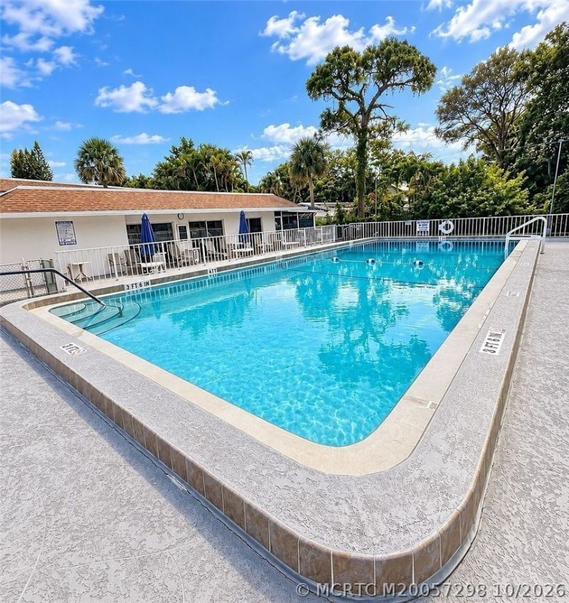 2950 SE Ocean Boulevard, Unit 7-2, Stuart, FL 34996 Photo