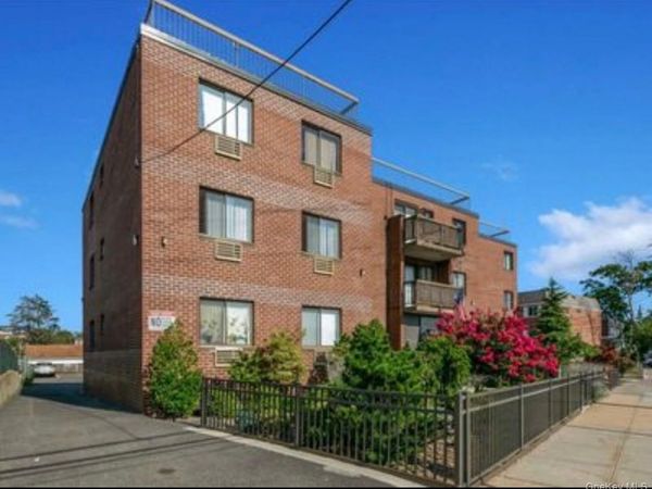 66-15 69th Street, Unit 1A, Maspeth, NY 11379