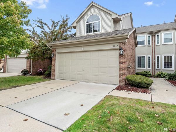15764 Golfview Drive N, Unit 185, Riverview, Mi 48193