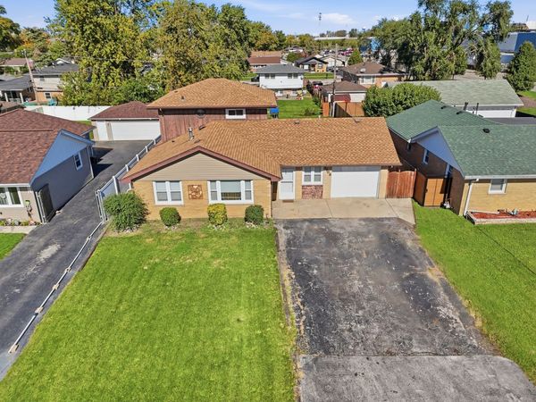 7708 W 81st Street , Bridgeview, IL 60455