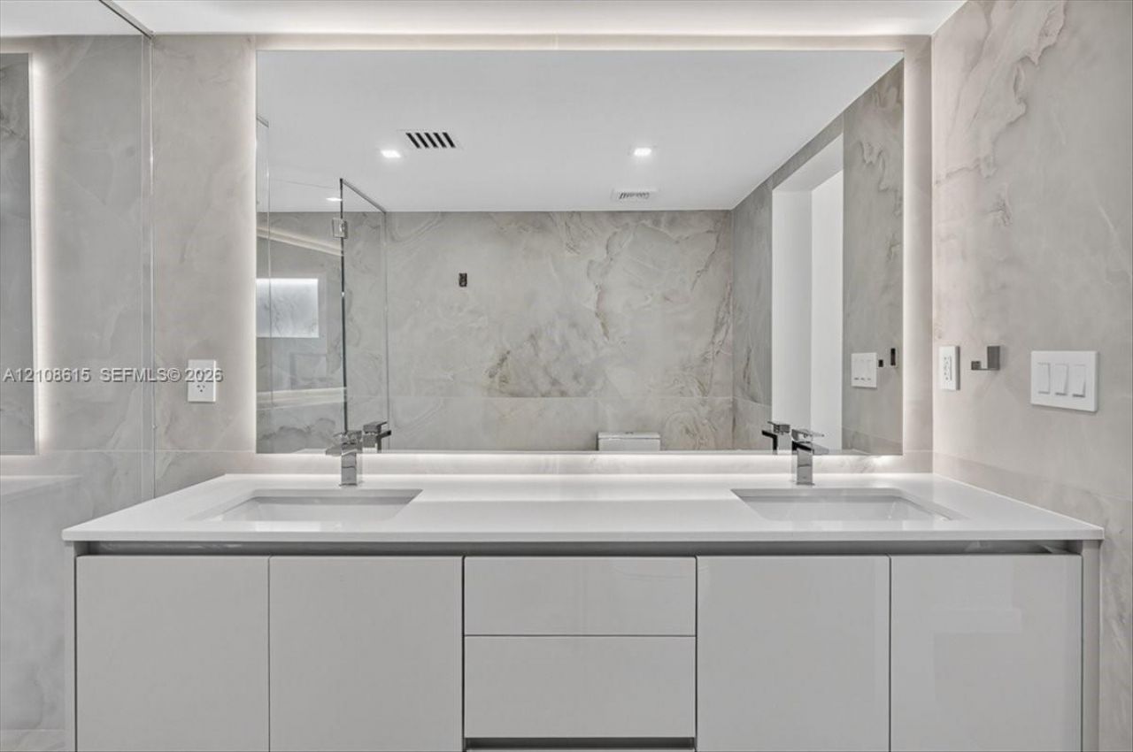 9455 Collins Ave , Unit 1201, Surfside, FL 33154 Photo