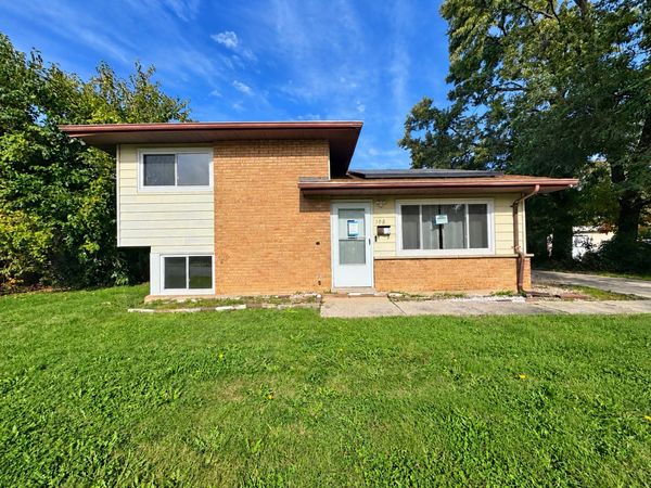 108 Algonquin Street , Park Forest, IL 60466