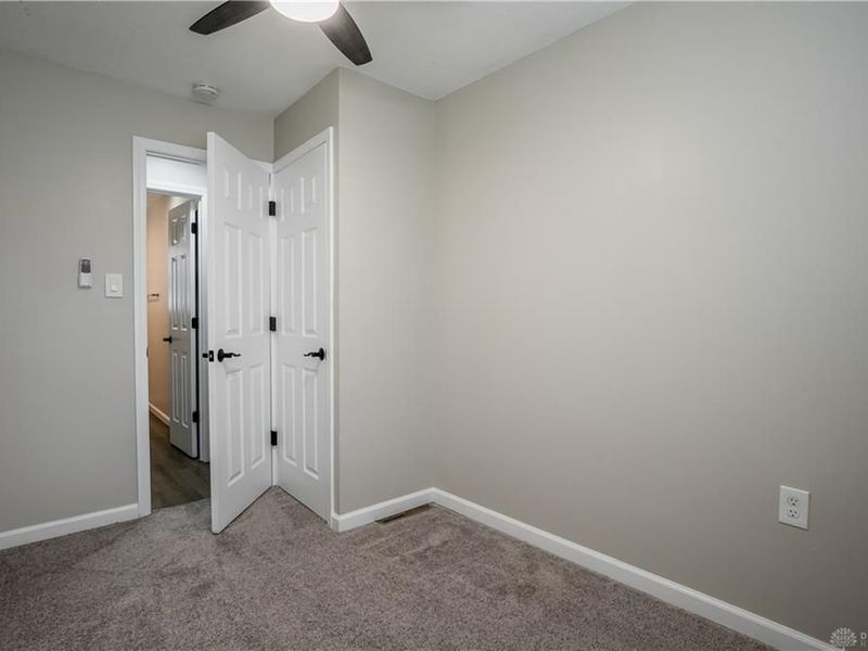 115 E McLaughlin Avenue, Fairborn, OH 45324 Photo 12