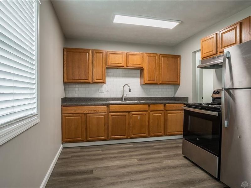 115 E McLaughlin Avenue, Fairborn, OH 45324 Photo 6
