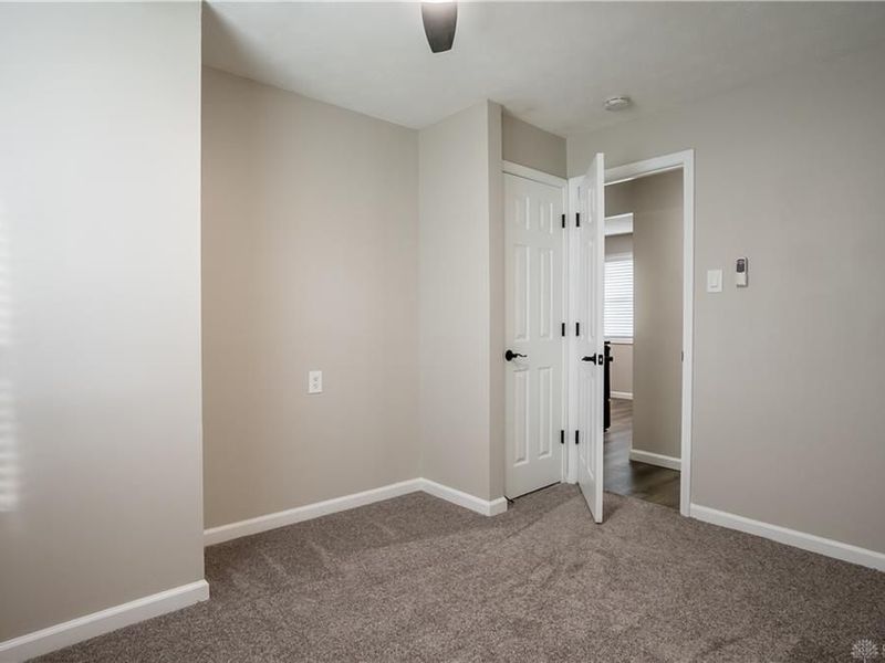 115 E McLaughlin Avenue, Fairborn, OH 45324 Photo 9