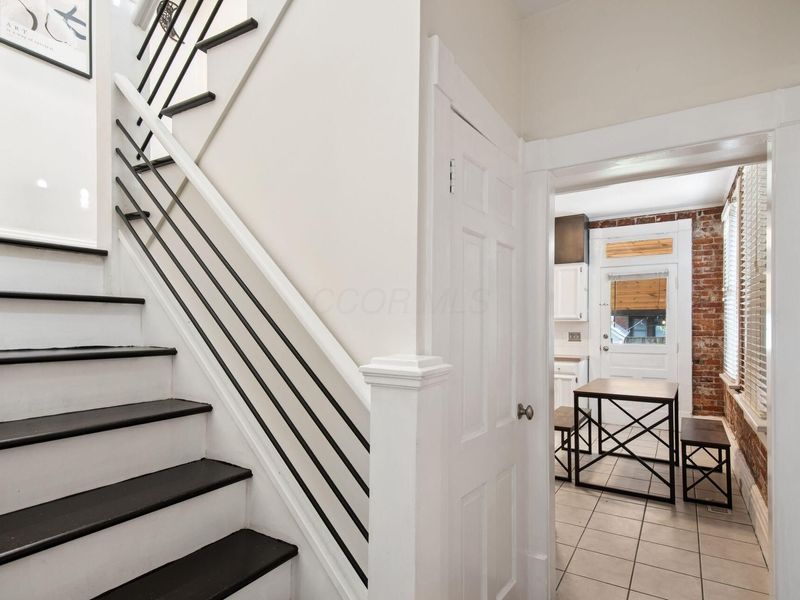 582 S Pearl Street, Columbus, OH 43215 Photo 7
