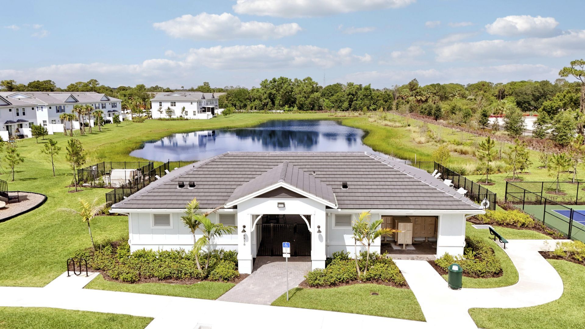 6742 SE Lost Pine Drive, Stuart, FL 34997 Photo