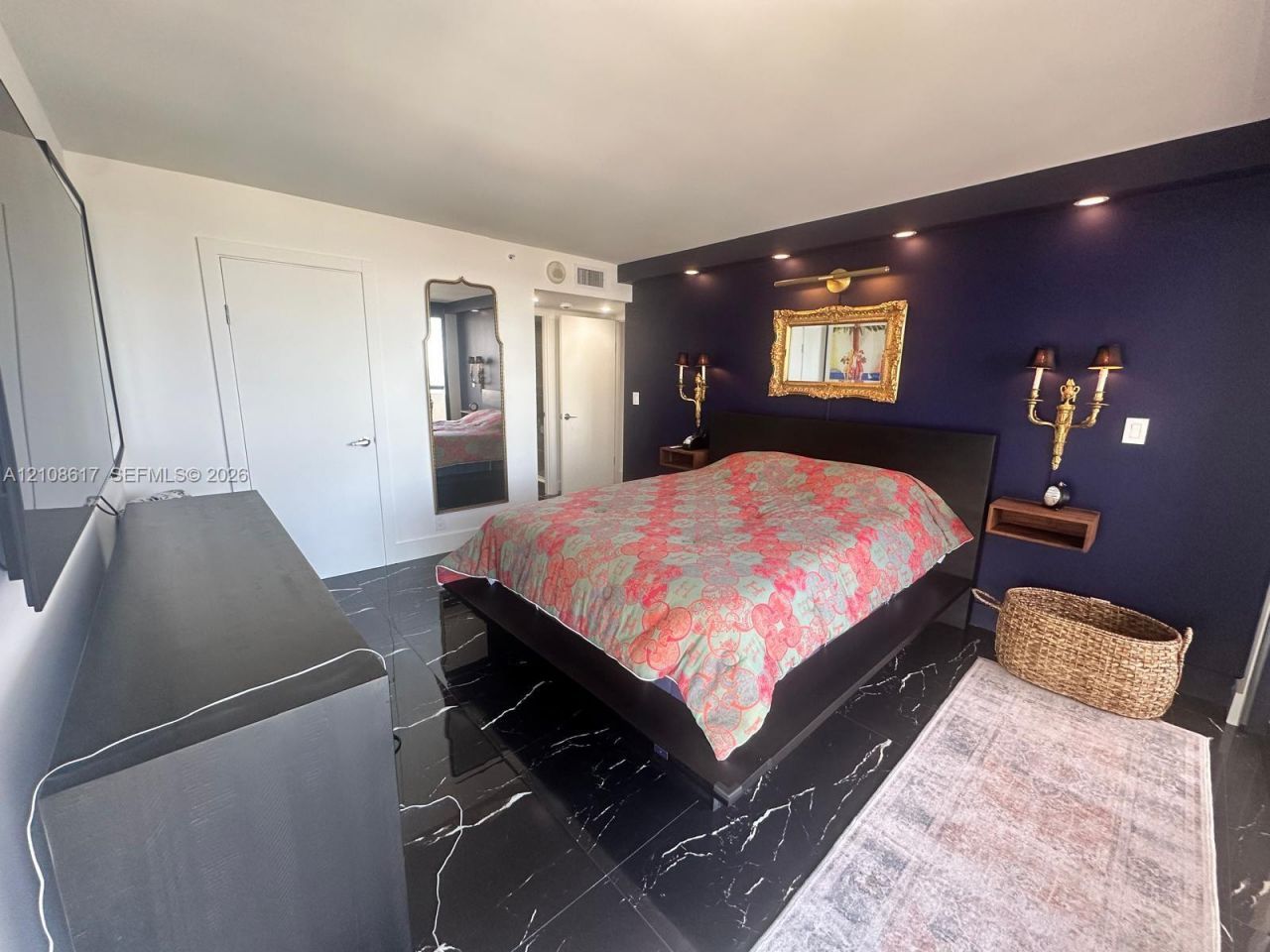 2555 Collins Ave , Unit PH114, Miami Beach, FL 33140 Photo
