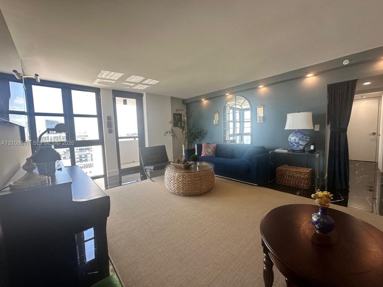 2555 Collins Ave , Unit PH114, Miami Beach, FL 33140 Photo