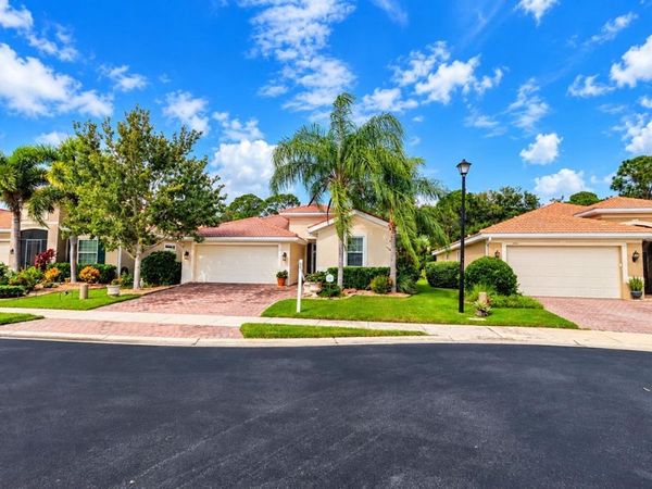 11455 BLACKFIN STREET , VENICE, FL 34292