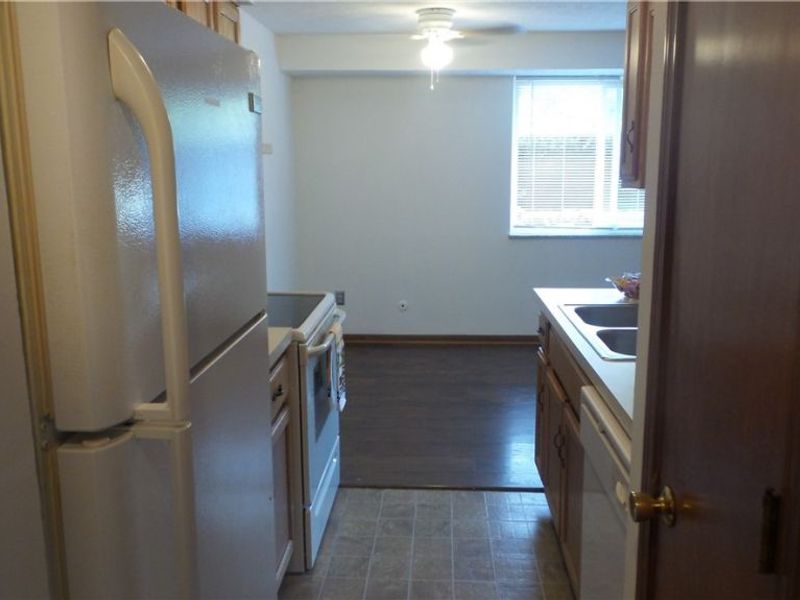 4362 Inner Circle Drive , Unit A11, Brunswick, OH 44212 Photo 4