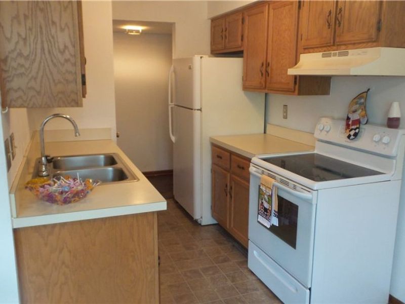 4362 Inner Circle Drive , Unit A11, Brunswick, OH 44212 Photo 5