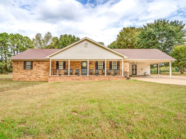 5566 LAMB RD, Arlington, TN 38002