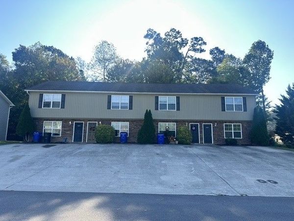 2249 Spring Meadow Ln SE, Cleveland, TN 37311