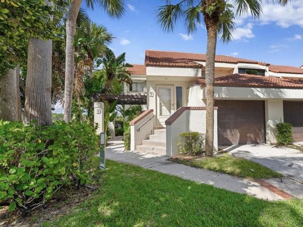 202 SEA OATS Drive E, Unit E, Juno Beach, FL 33408