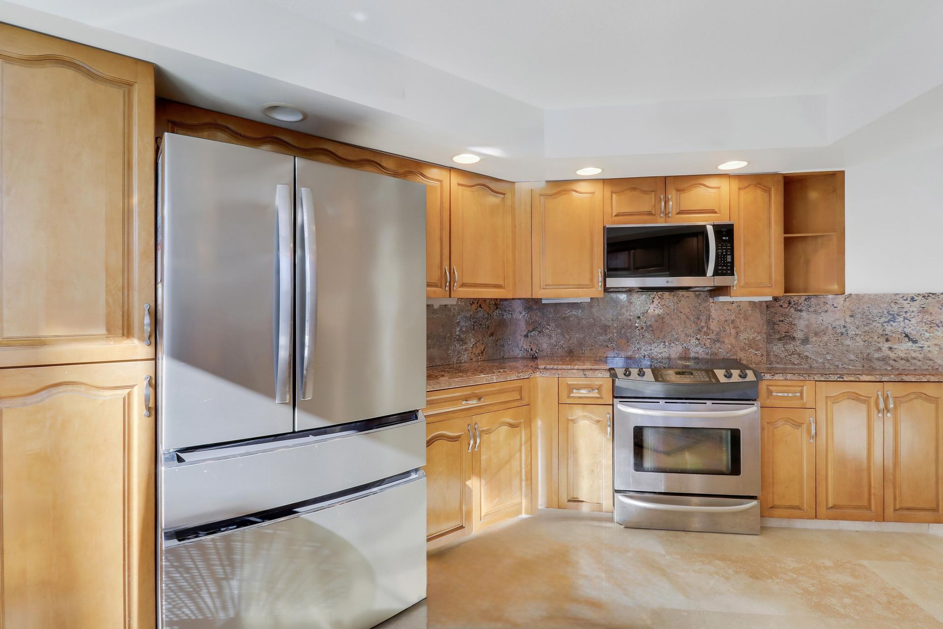 235 Bay Colony Drive N, Juno Beach, FL 33408 Photo