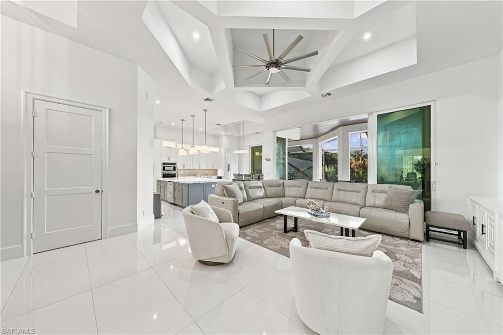 111 1st St, Naples, FL 34113 Photo