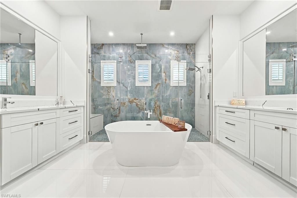 111 1st St, Naples, FL 34113 Photo