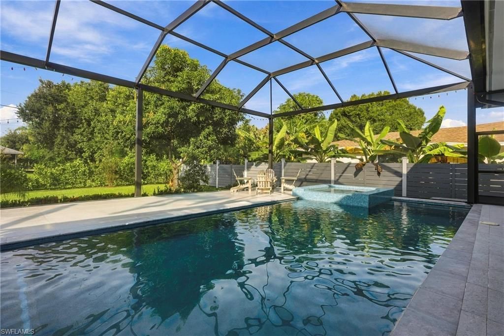 111 1st St, Naples, FL 34113 Photo